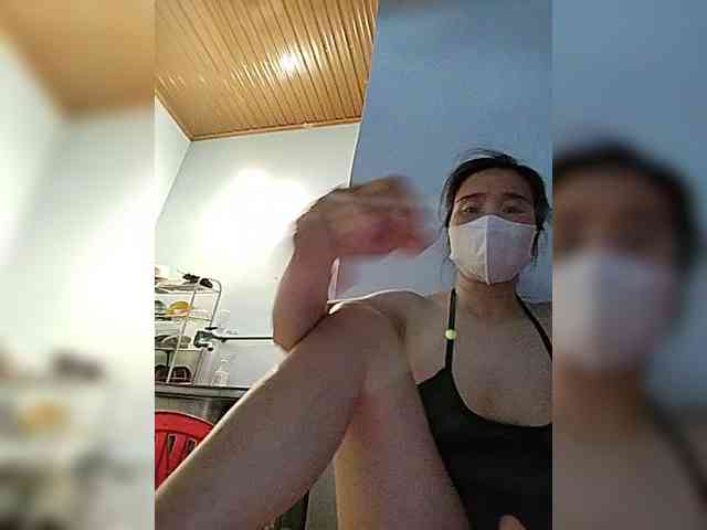 Model: Sexy-ladyass89
