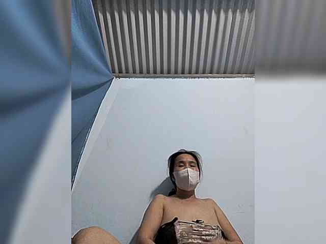 Sexy-ladyass89 webcam