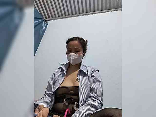 Sexy-ladyass89 webcam