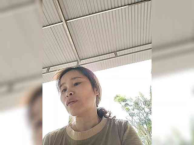 Sexy-ladyass89 webcam