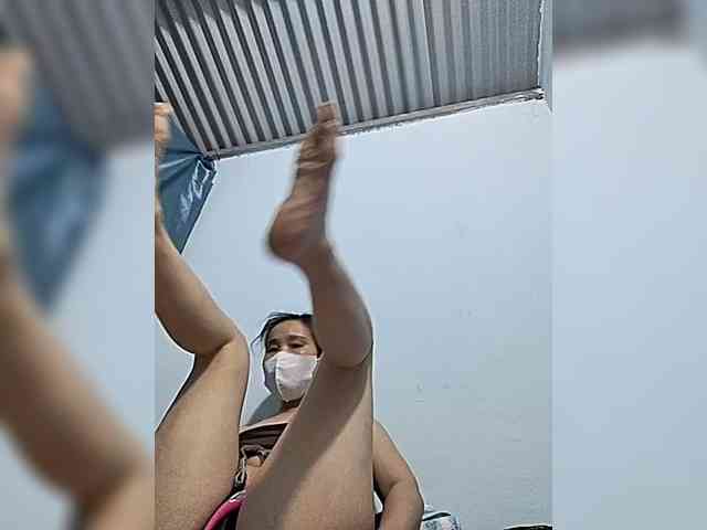 Sexy-ladyass89 webcam