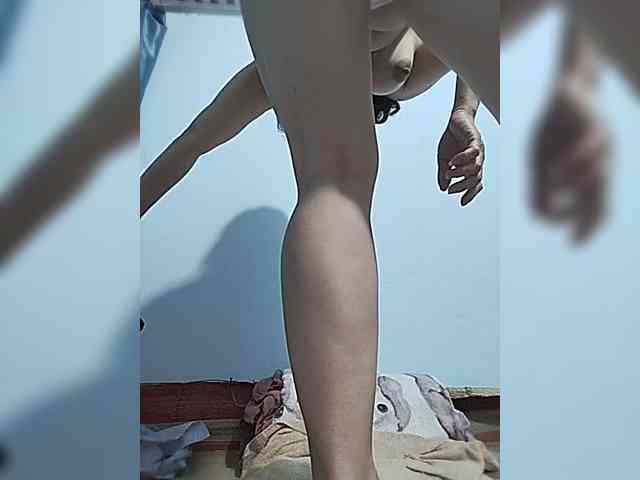 Sexy-ladyass89 webcam