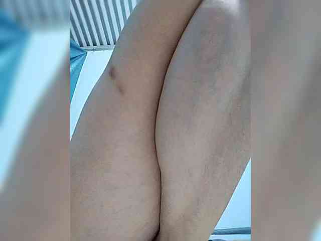 Sexy-ladyass89 webcam