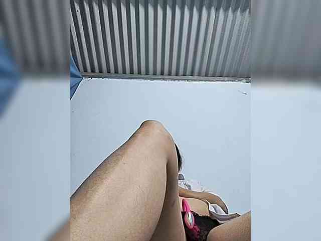 Sexy-ladyass89 webcam