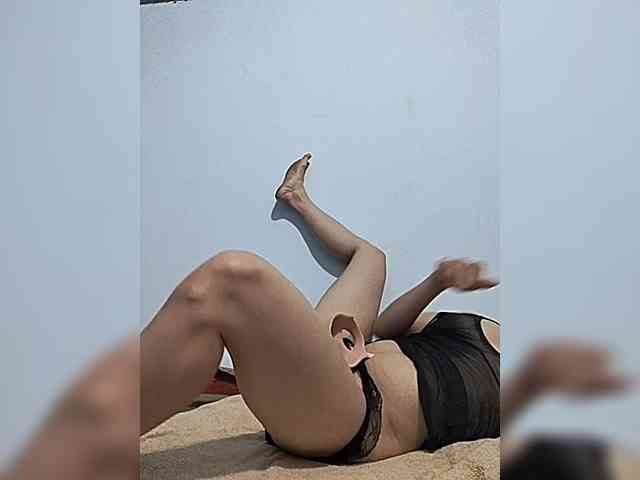 Sexy-ladyass89 webcam