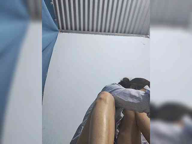 Sexy-ladyass89 webcam