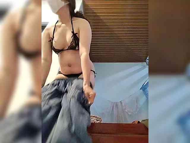 Sexy-ladyass89 webcam