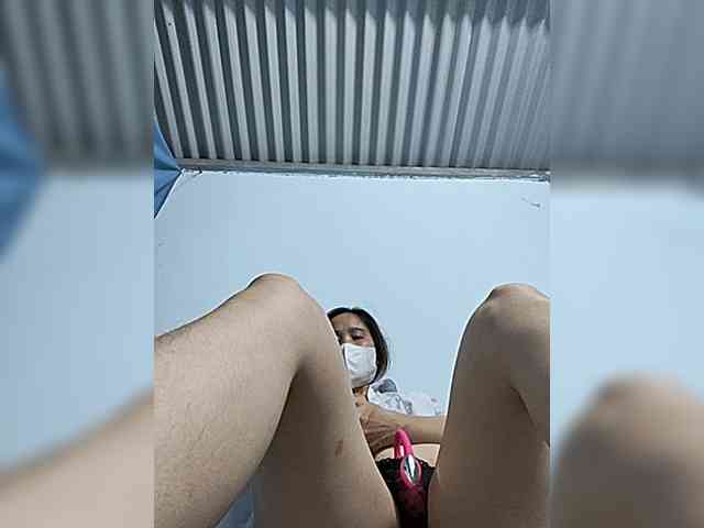 Sexy-ladyass89 webcam