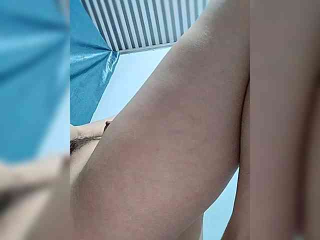 Sexy-ladyass89 webcam