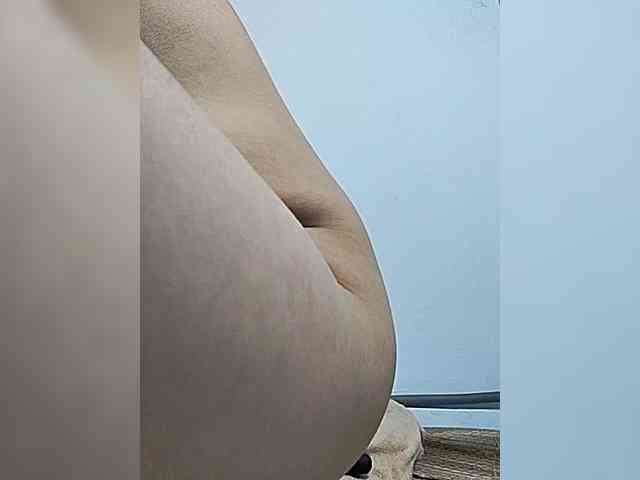 Sexy-ladyass89 webcam