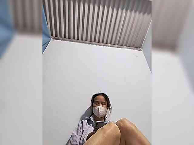 Sexy-ladyass89 webcam