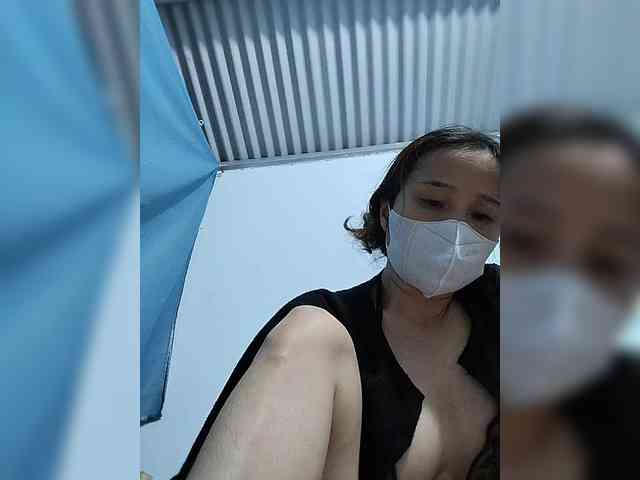 Sexy-ladyass89 webcam