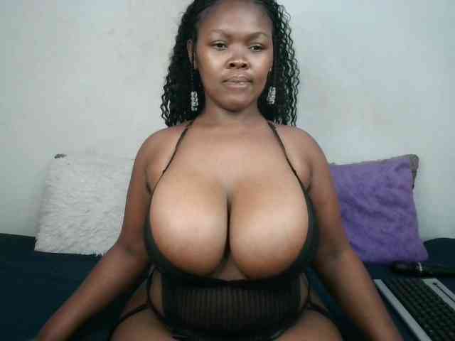 Model: Thickqueenxxx