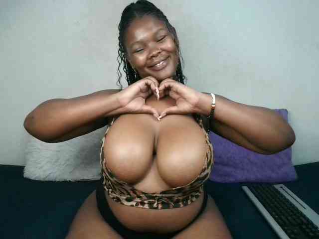 Thickqueenxxx Live Webcam on BongaCams