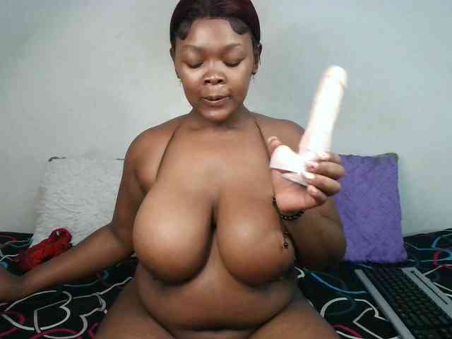 Thickqueenxxx webcam