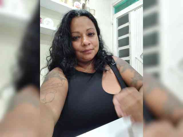 JoanaQueens webcam