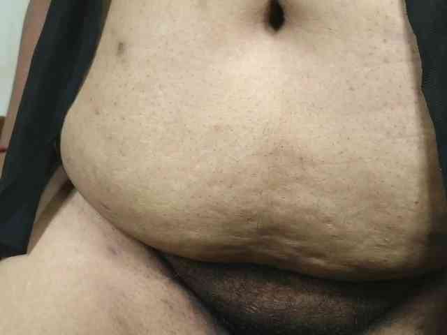 JoanaQueens webcam