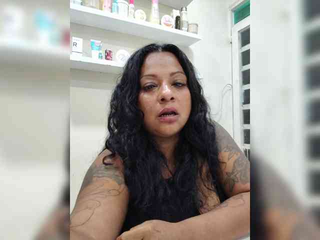 JoanaQueens webcam
