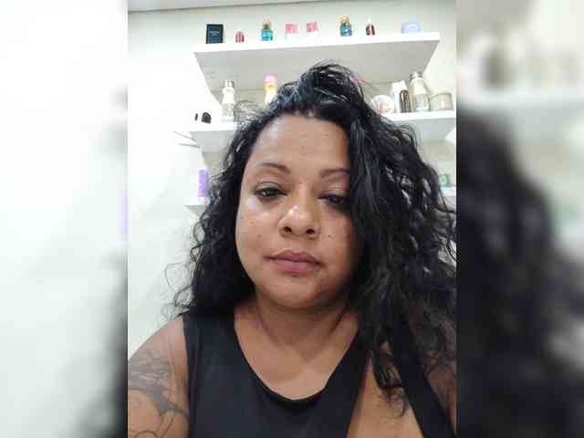 JoanaQueens webcam