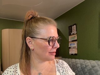 Veronika_Gold Porn Show