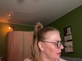 Veronika_Gold Porn Show