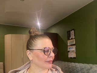 Veronika_Gold Porn Show