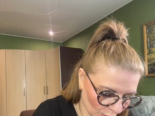 Veronika_Gold Porn Show