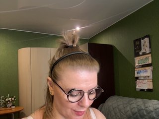 Veronika_Gold Porn Show