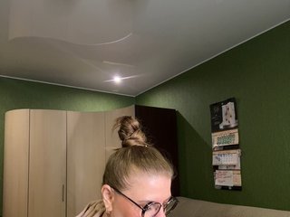 Veronika_Gold Porn Show