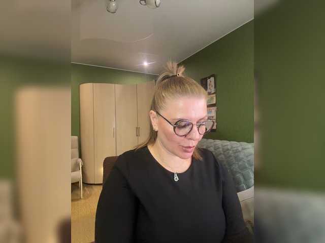 Taly1974 live cam on BongaCams