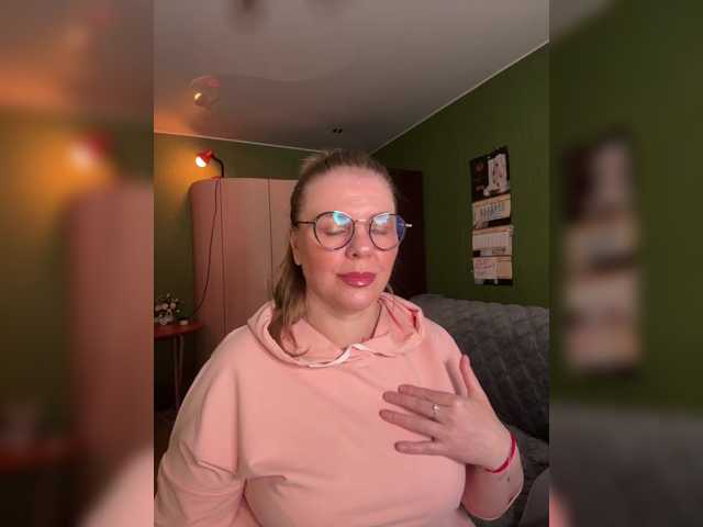 Taly1974 live cam preview
