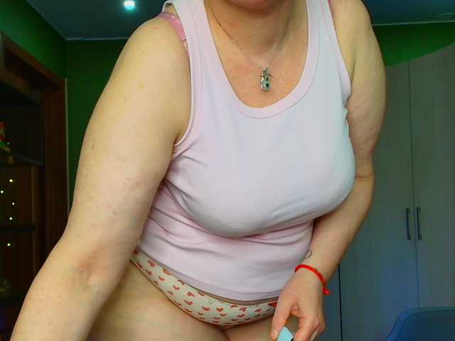 Taly1974 live cam on BongaCams