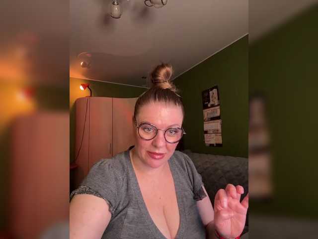 Taly1974 live cam on BongaCams
