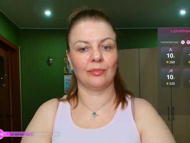 Veronika_Gold live webcam show