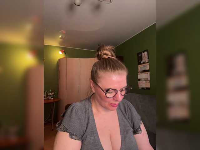 Taly1974 live cam on BongaCams