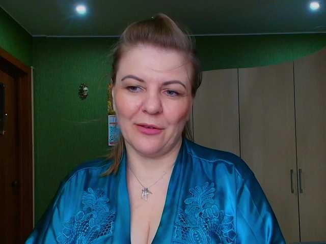 Veronika_Gold live webcam show