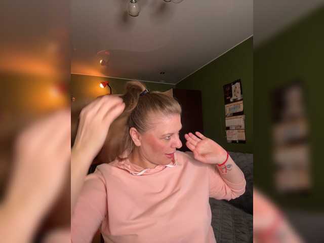 Taly1974 live cam on BongaCams