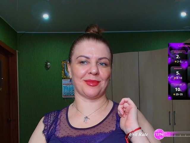 Veronika_Gold live webcam show