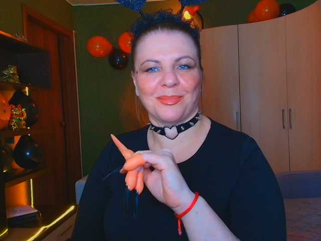 Taly1974 live cam on BongaCams
