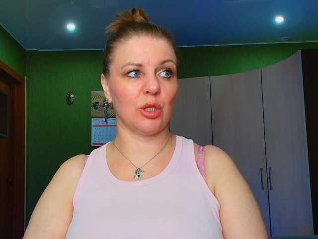 Taly1974 live cam on BongaCams