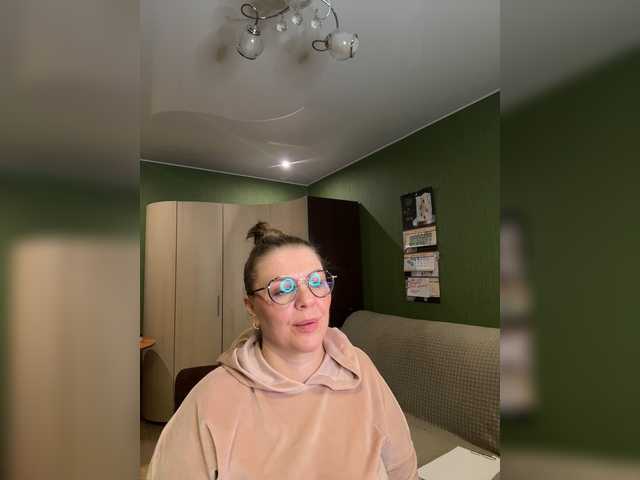 Taly1974 live cam on BongaCams