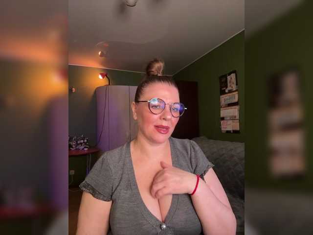 Taly1974 live cam on BongaCams