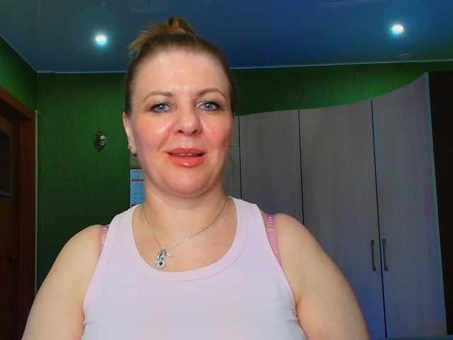 Taly1974 live cam on BongaCams