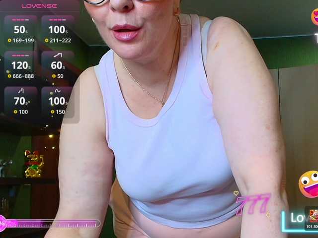 Taly1974 live cam on BongaCams