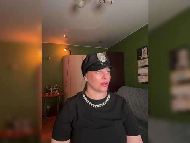 Veronika_Gold live cam preview