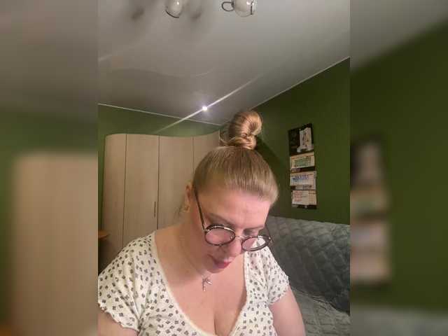 Taly1974 live cam