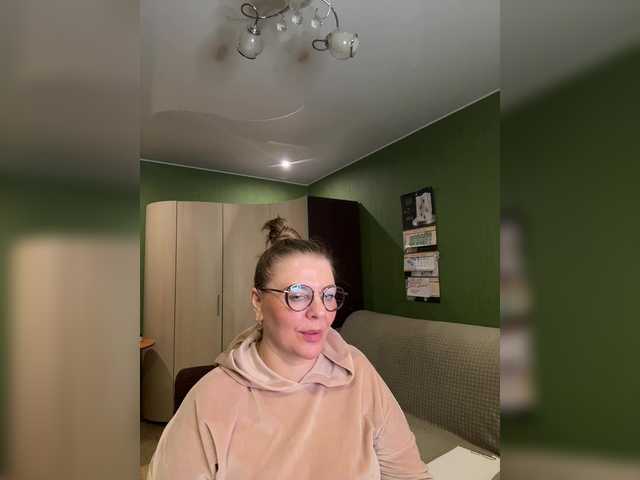 Taly1974 live cam on BongaCams
