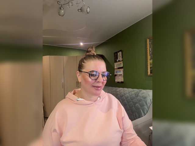 Taly1974 live cam on BongaCams