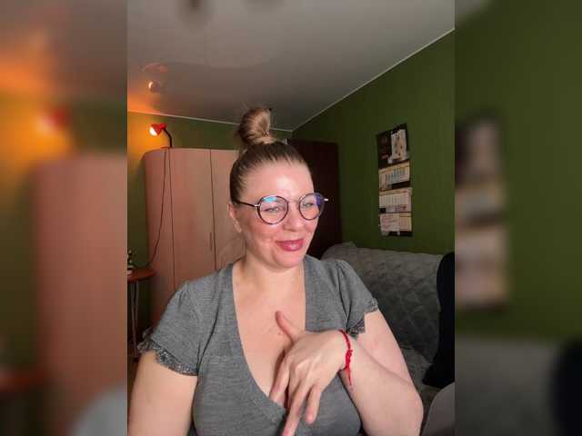 Taly1974 live cam on BongaCams