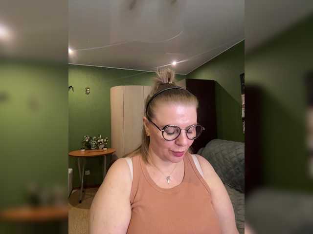Taly1974 live cam on BongaCams